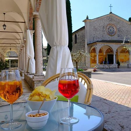 פסקיארה דל גארדה Locanda Al Santuario מראה חיצוני תמונה