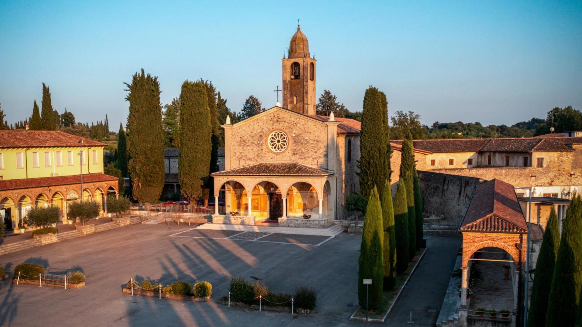פסקיארה דל גארדה Locanda Al Santuario מראה חיצוני תמונה